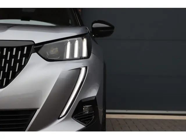 Peugeot 2008 1.2 PureTech GT Pack Aut8 | 2021 Benzine 23