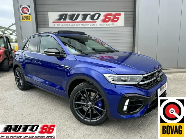 Volkswagen T-Roc 3