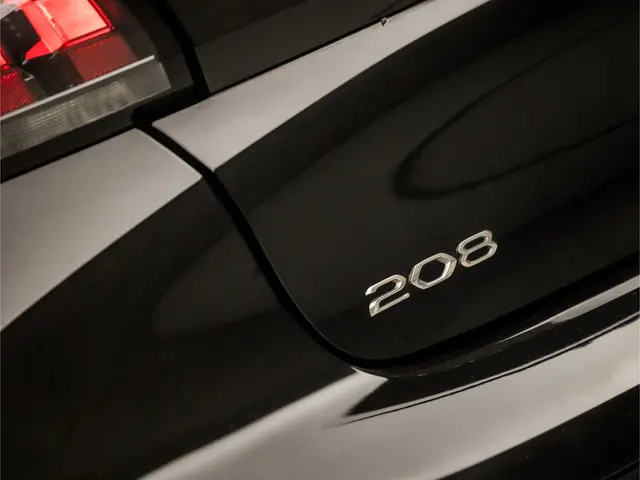 Peugeot 208 1.2 PureTech Sport 2020 Benzine 27