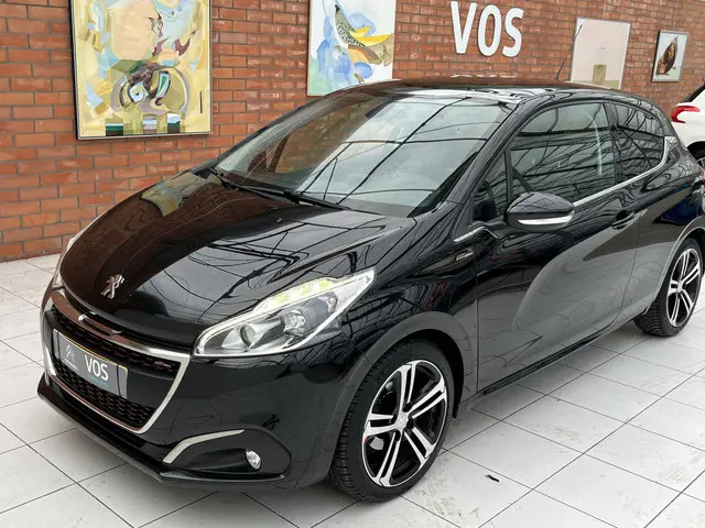 Peugeot 208 PureTech 110 GT-line 2017 Benzine 6