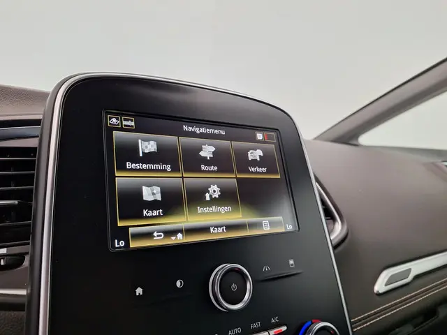 Renault Scénic 1.3 TCe 140 EDC Intens 2021 Benzine 23