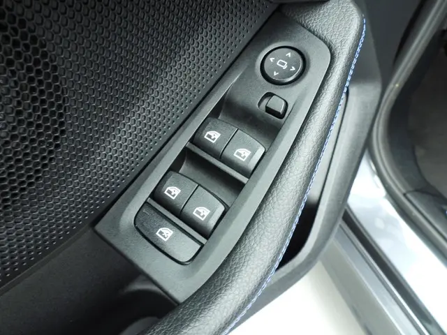 BMW 1 Serie 5-deurs 118i 2021 Benzine 20