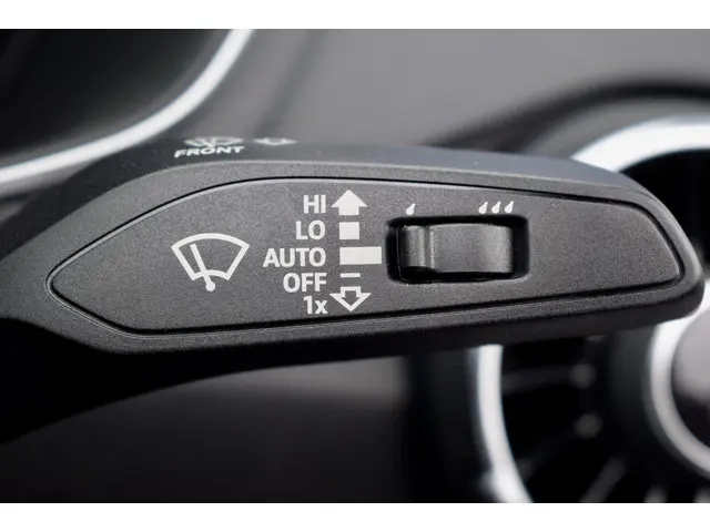 Audi TTS Roadster Quattro Competition 2021 Benzine 31