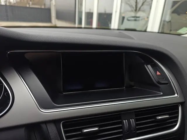 Audi A4 Limousine 1.8 TFSIe Edition 2013 Benzine 18