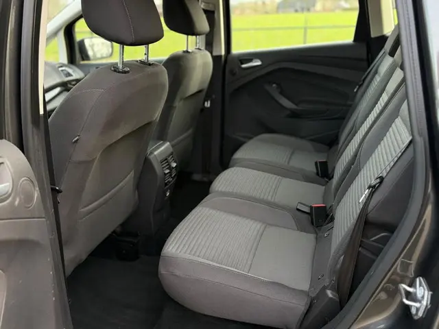 Ford C-MAX Dealer Onderhouden 2016 Benzine 14