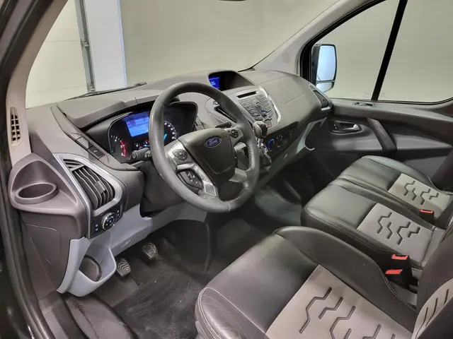 Ford Transit Custom 2.2TDCI 155PK Airco 2014 Diesel 4