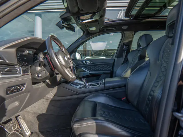 BMW X5 M Competition 2021 Benzine 17