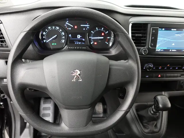 Peugeot Expert 1.5 BlueHDI L2 2023 Diesel 11