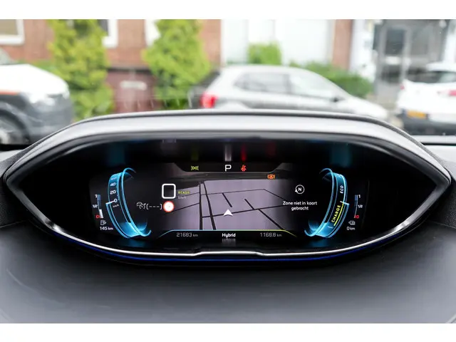 Peugeot 3008 1.6 HYbrid 225 Allure 2022 Hybride Benzine 17