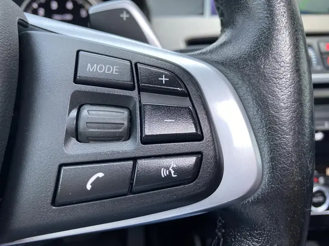 BMW X1 sDrive20i High Executive 2018 Benzine 26