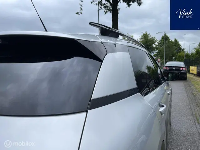 Citroën C4 Cactus 1.2 VTi Business 2014 Benzine 12