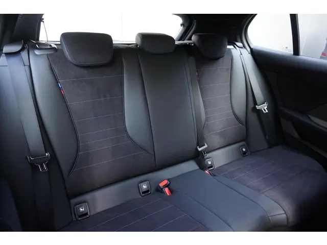 BMW 1 Serie 120 2026 Benzine 10