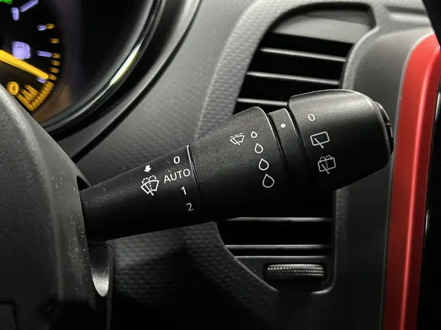 Renault Captur 1.2 TCe Helly Hansen 2015 Benzine 19