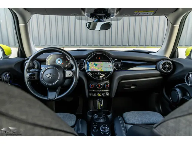 MINI Electric Mini MINI Electric 33 kWh 2022 Elektrisch 22