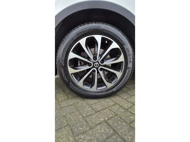 Nissan QASHQAI 1.2 Acenta / Rijklaar-Prijs / 2014 Benzine 17