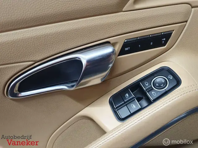 Porsche 911 Carrera 2013 Benzine 16