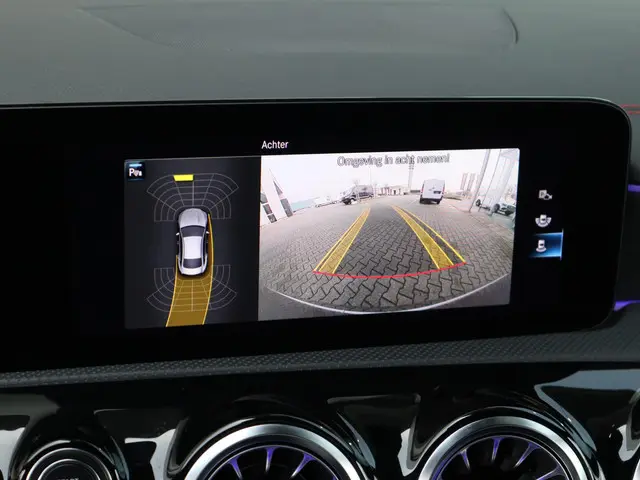 Mercedes-Benz CLA 250 e AMG Line 2023 Hybride Benzine 21