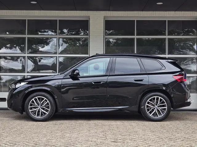 BMW X1 sDrive20i 2023 Benzine 3