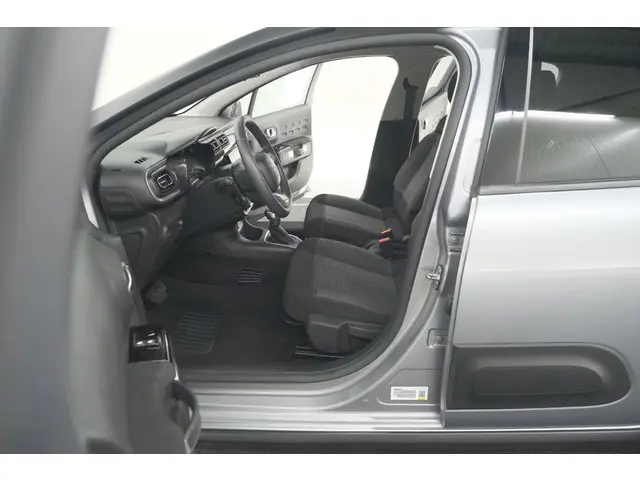 Citroën C3 PureTech 110 EAT6 Max 2024 Benzine 24