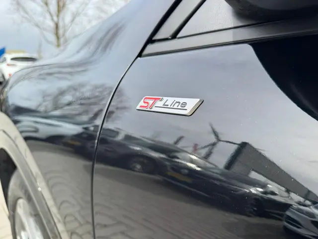 Ford Kuga 2.5 FHEV ST-Line 2025 Hybride Benzine 18