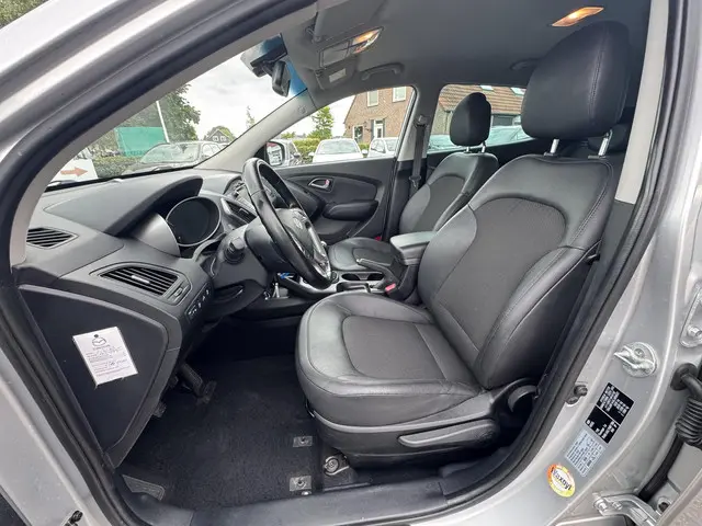 Hyundai ix35 1.6i GDI Go! 2015 Benzine 15