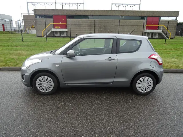 Suzuki Swift 1.2 Comfort EASSS 2017 Benzine 2