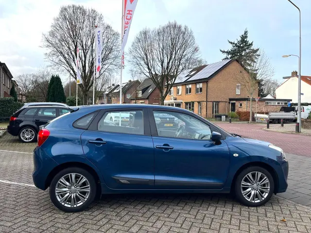 Suzuki Baleno 1.2 Dynamic Navigatie, Airco 2017 Benzine 9