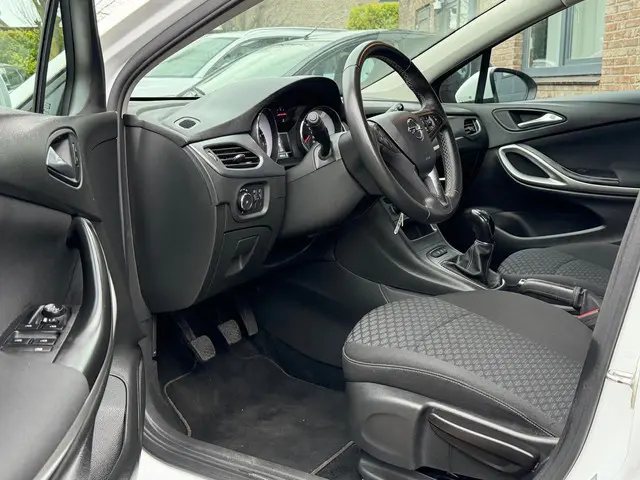 Opel Astra 1.2 Edition|CARPLAY|PDC|AIRCO|CRUISE 2021 Benzine 4