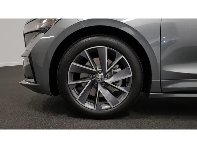Škoda Enyaq iV 80 Sportline 2022 Elektrisch 3