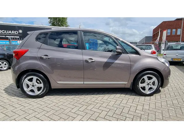 Hyundai ix20 1.6i i-Catcher 2014 Benzine 4