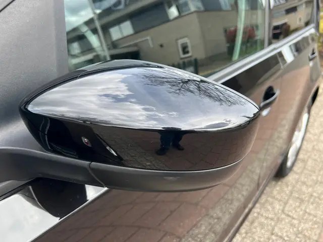 SEAT Mii 1.0 Sport 79.000 km NL-AUTO-NAP 2014 Benzine 38