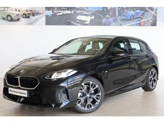 BMW 1 Serie 120 2025 Benzine 28