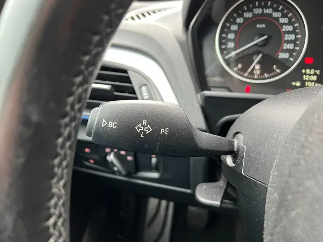 BMW 1 Serie 118i High Executive M-Pakket 2014 Benzine 12