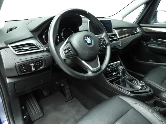 BMW 2 Serie Gran Tourer 216i 7p. 2022 Benzine 6