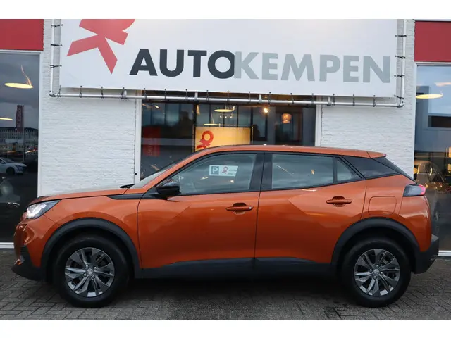Peugeot 2008 1.2 PURETECH ALLURE PACK 2022 Benzine 32