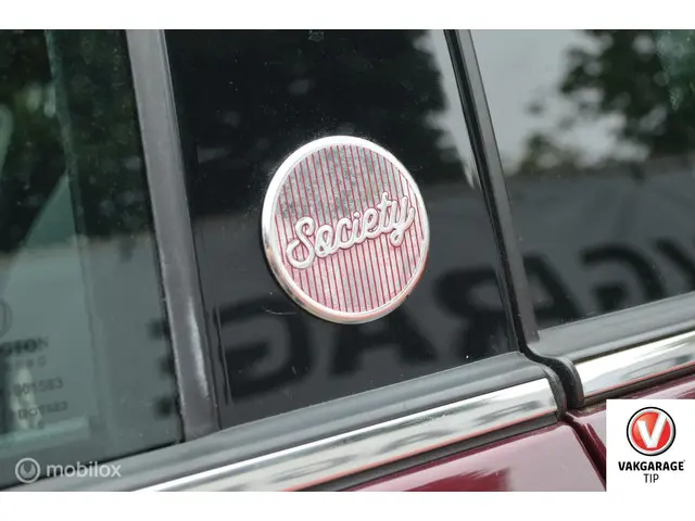Fiat 500 0.9 TwinAir lounge Society Edition 2015 Benzine 8