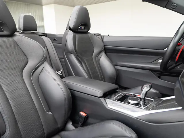 BMW M4 Cabrio Competition xDrive 2022 Benzine 12