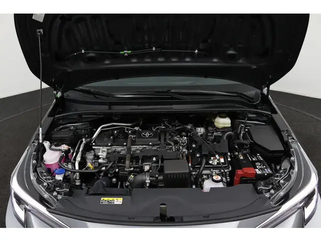 Toyota Corolla Hybrid 140 Dynamic 2025 Hybride Benzine 32
