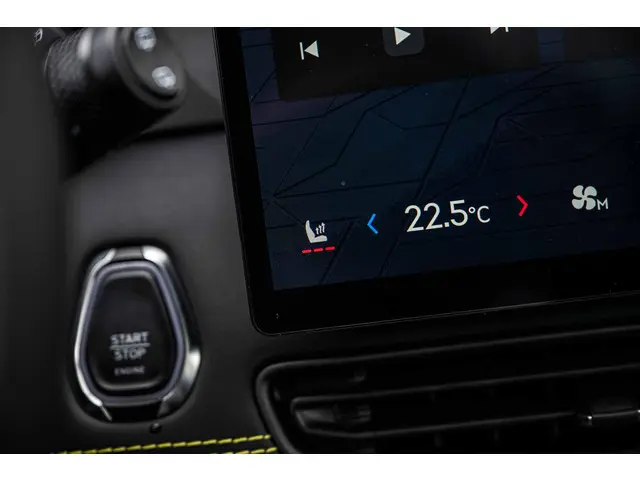 Lynk & Co 01 1.5 More 2026 Hybride Benzine 23