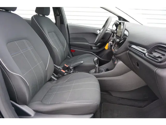 Ford Fiesta 1.1 Trend 2018 Benzine 24
