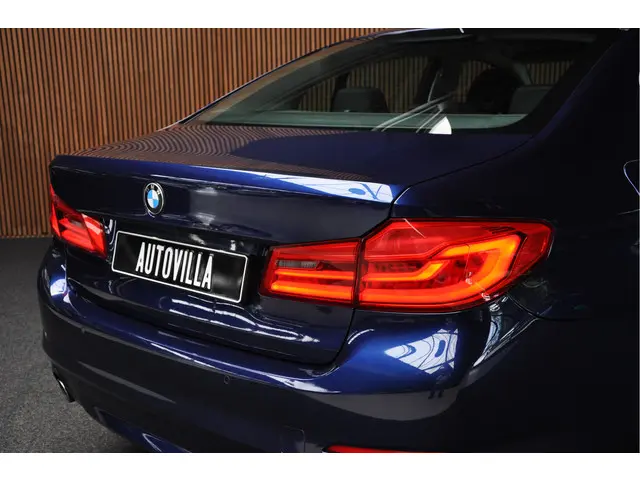 BMW 5 Serie 530i 2018 Benzine 28