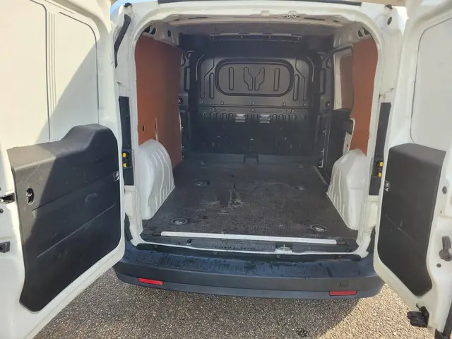 Opel Combo 1.3 CDTi L1H1 Edition 2017 Diesel 10