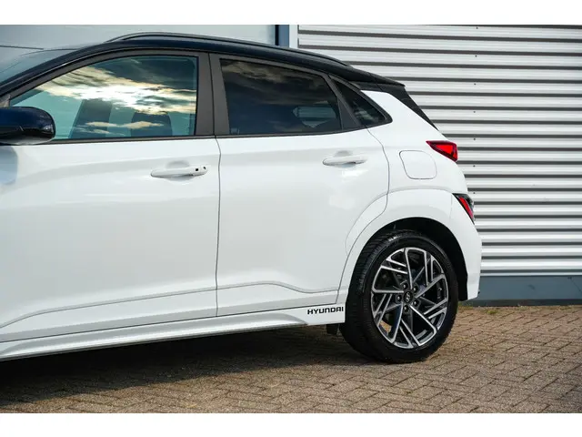 Hyundai Kona 1.6 T-GDI N-Line 2022 Benzine 33