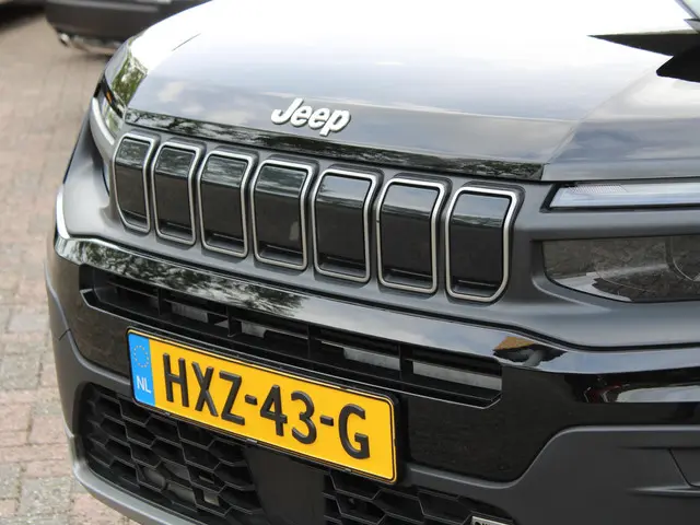 Jeep Avenger 1.2 Altitude 2024 Benzine 24