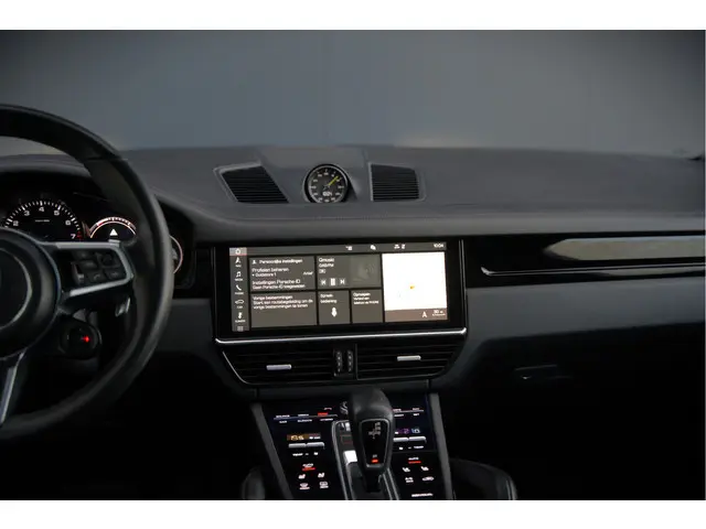 Porsche Cayenne 3.0 E-Hybrid 2018 Hybride Benzine 46