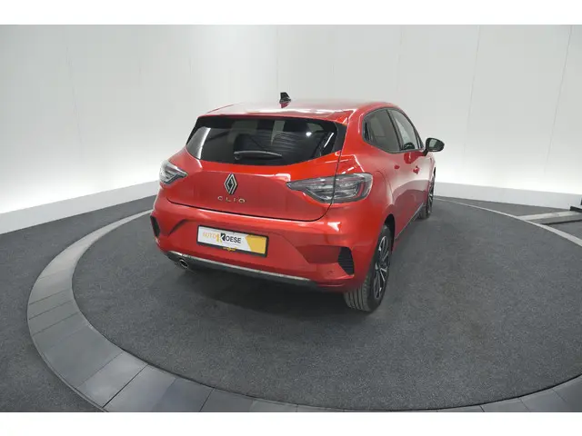 Renault Clio TCe 90 GPF techno 2024 Benzine 66