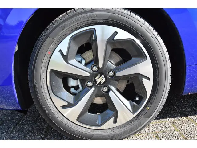 Suzuki Swift 1.2 Style Smart Hybrid 2024 Hybride Benzine 5