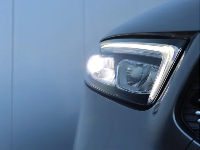 Mercedes-Benz A-Klasse 200 AMG-line 2019 Benzine 8