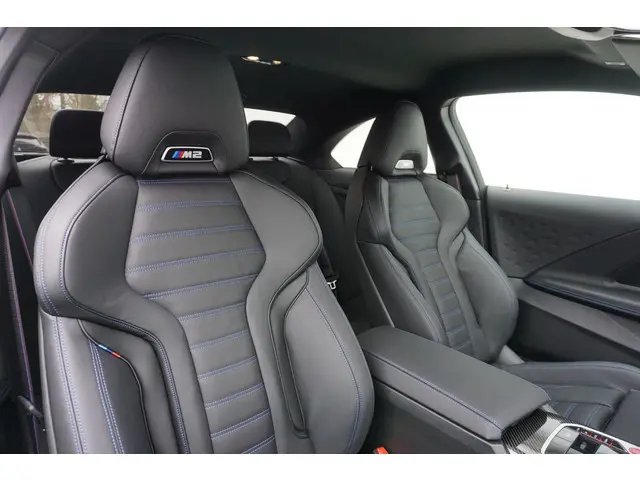BMW M2 Coupé 2025 Benzine 8
