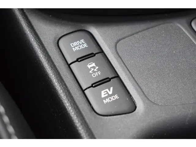 Mazda 2 Hybrid 1.5 Homura Plus 2025 Hybride Benzine 24